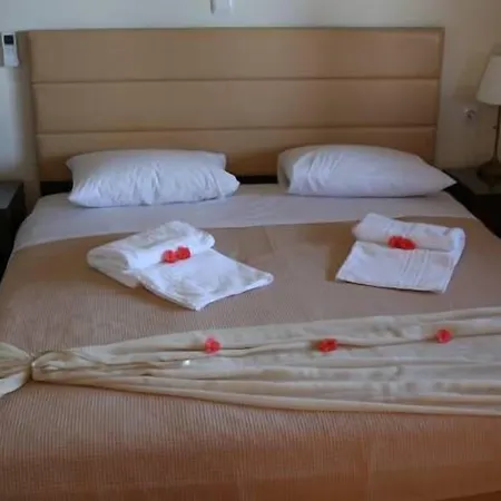 Apartahotel Ionion Fos 4*