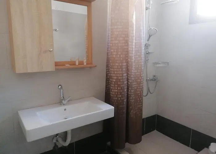 Ionion Fos Aparthotel 4*