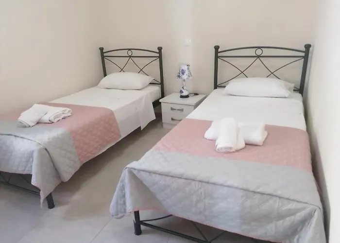 Ionion Fos Aparthotel 4*