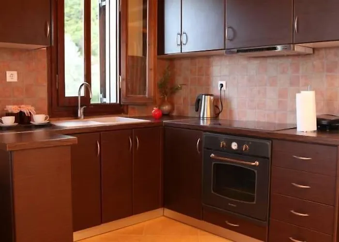 Ionion Fos Aparthotel 4*