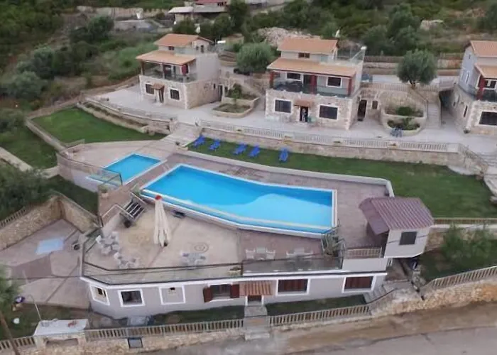 Ionion Fos Aparthotel