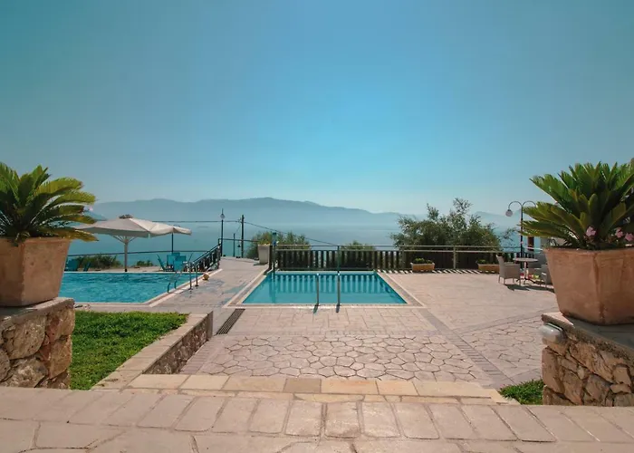 Aparthotel Ionion Fos 4*