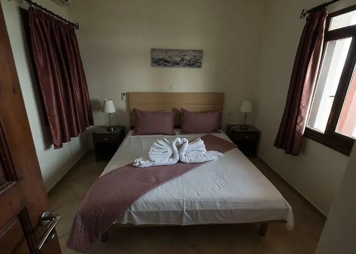 Aparthotel Ionion Fos